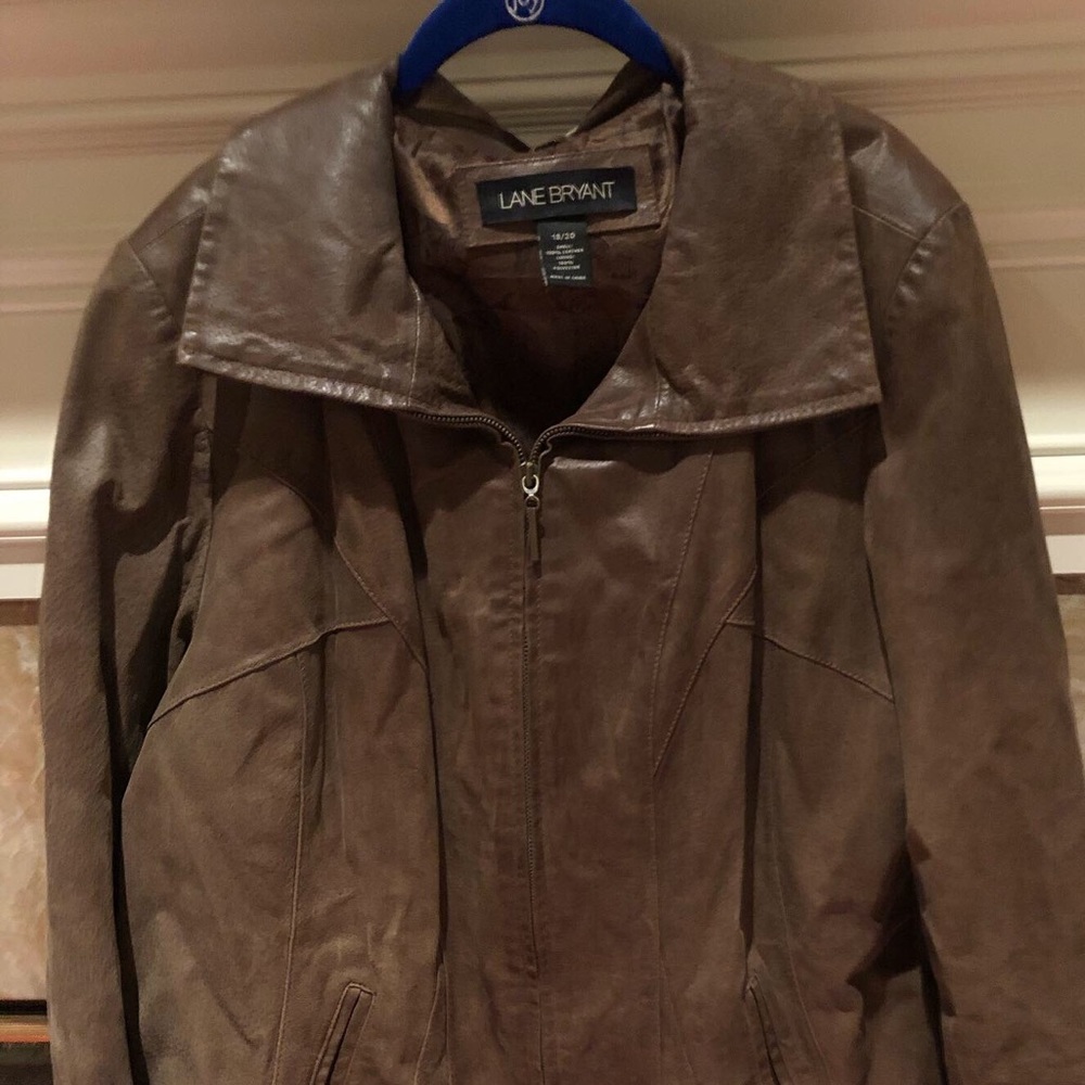 Leather jacket front zipper